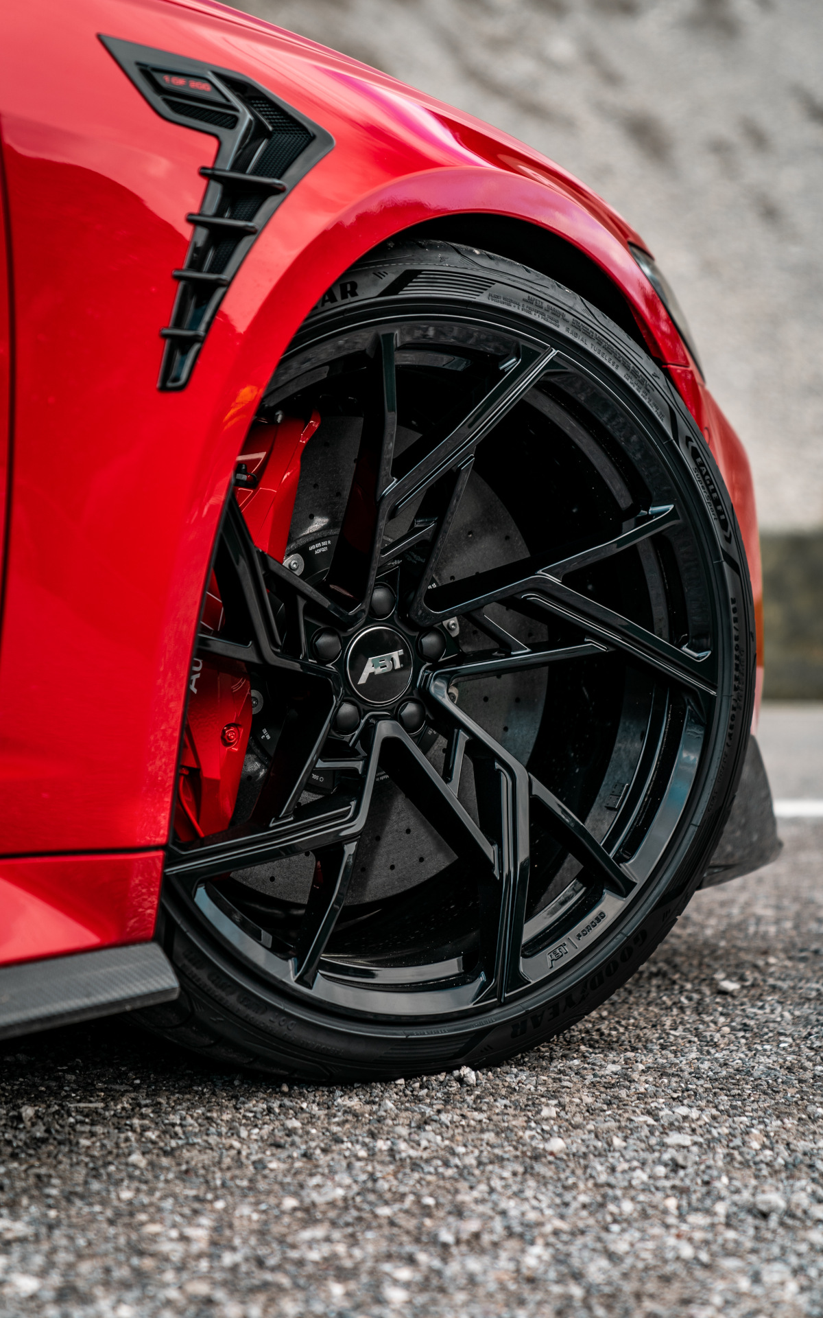 Close-up of rim