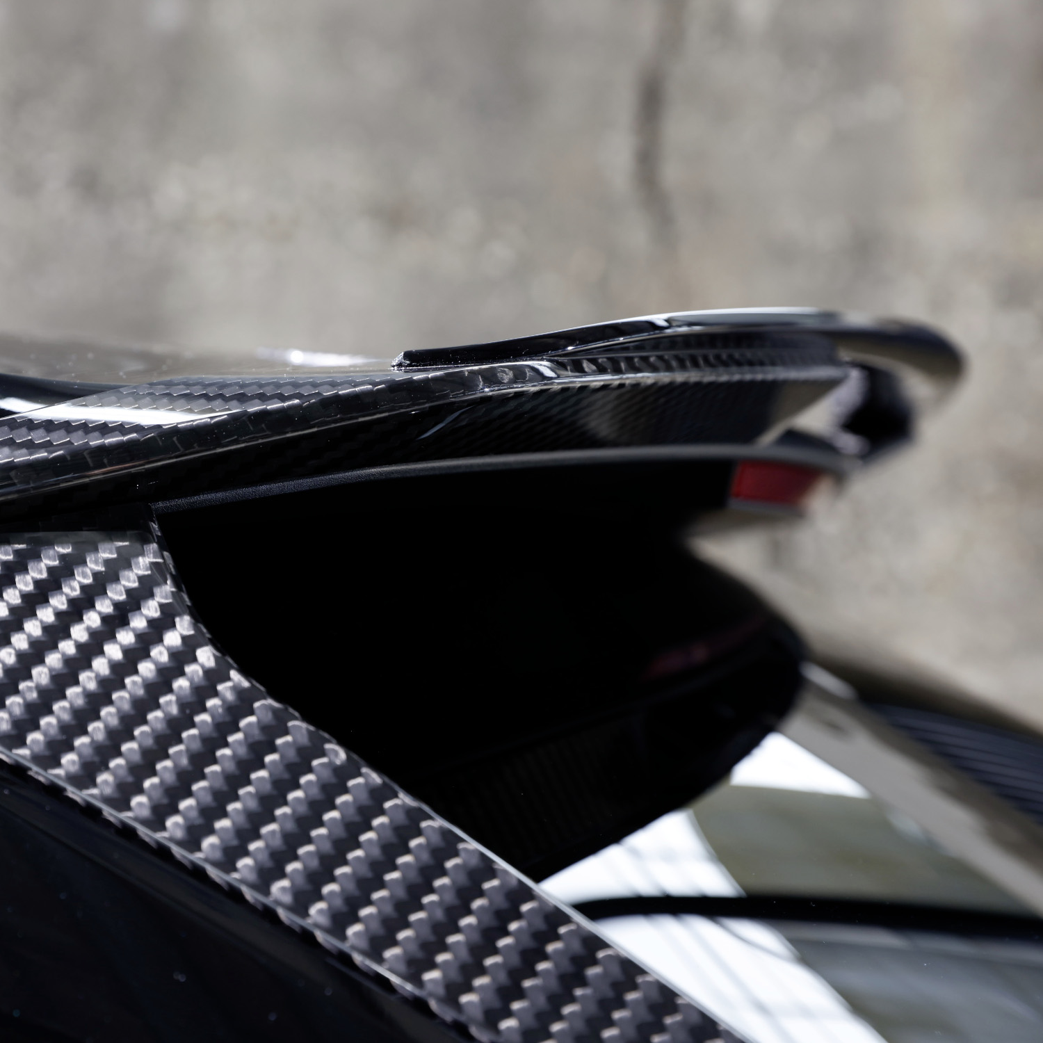 Close-up of rear spoiler